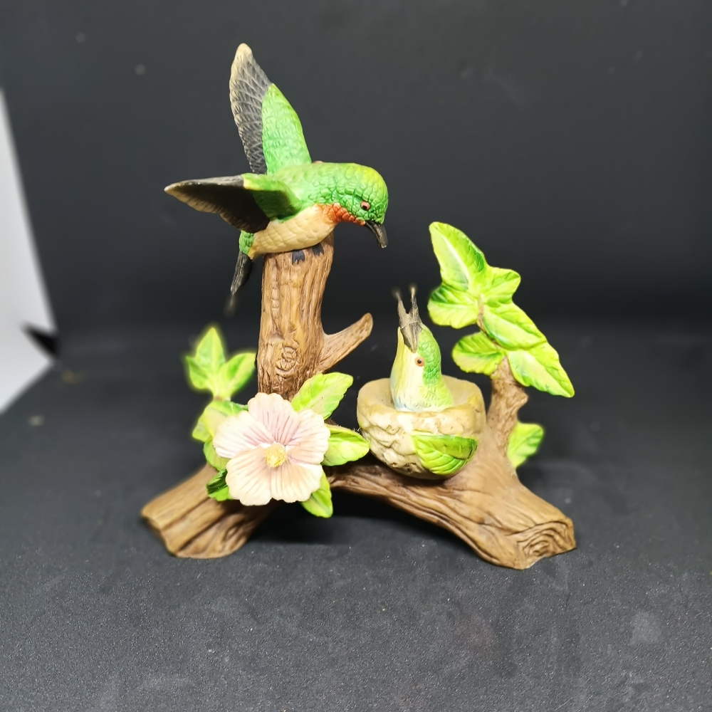 Humming bird figurine